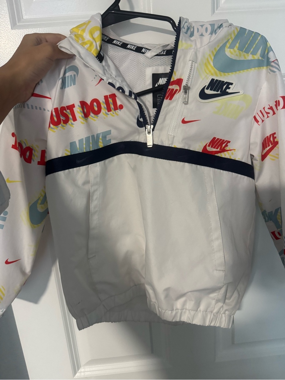 Nike White Windbreaker Jacket with Multicolor 'Just Do It' Graphics